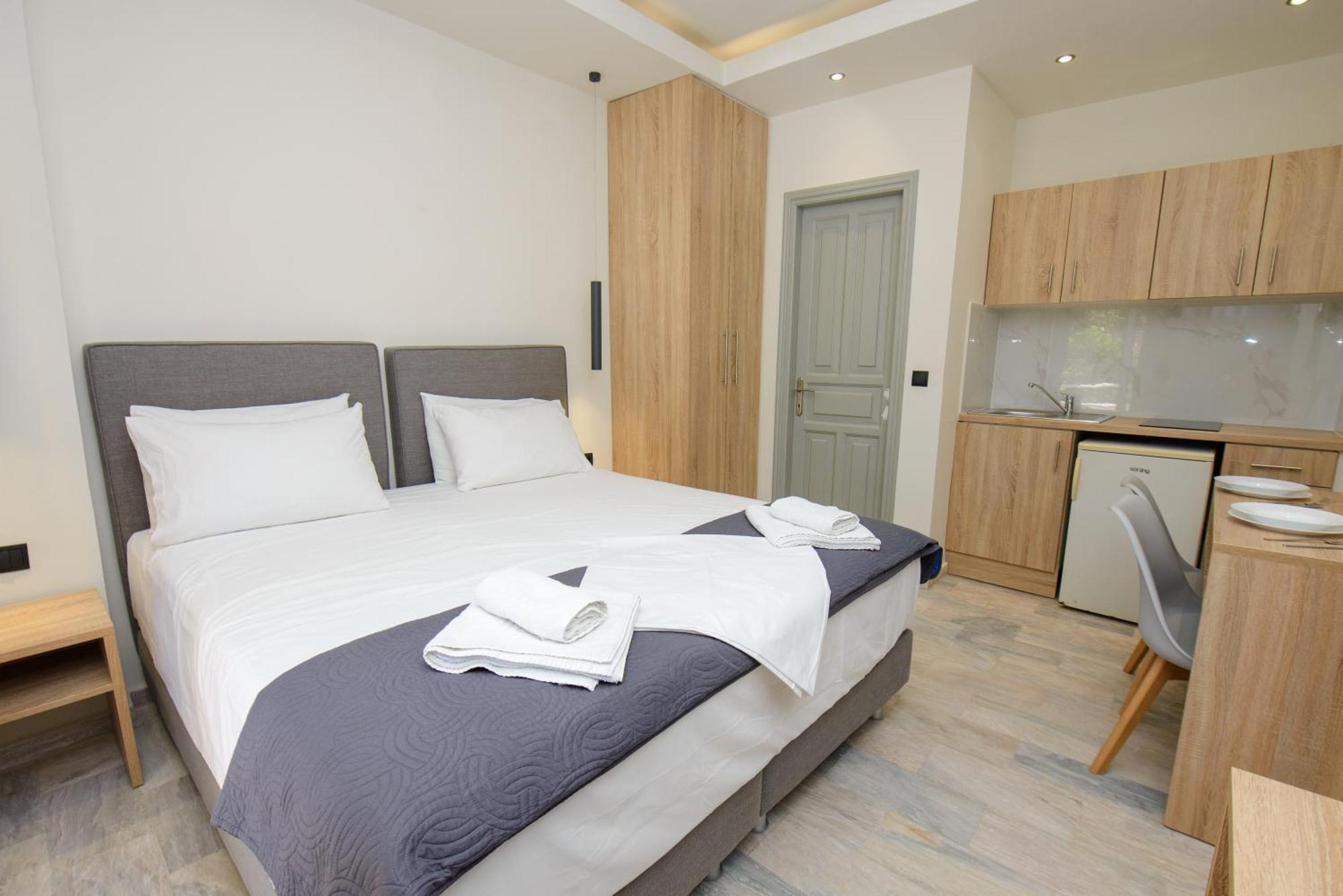 Saint Spiridon Hotel Kassiopi Luaran gambar