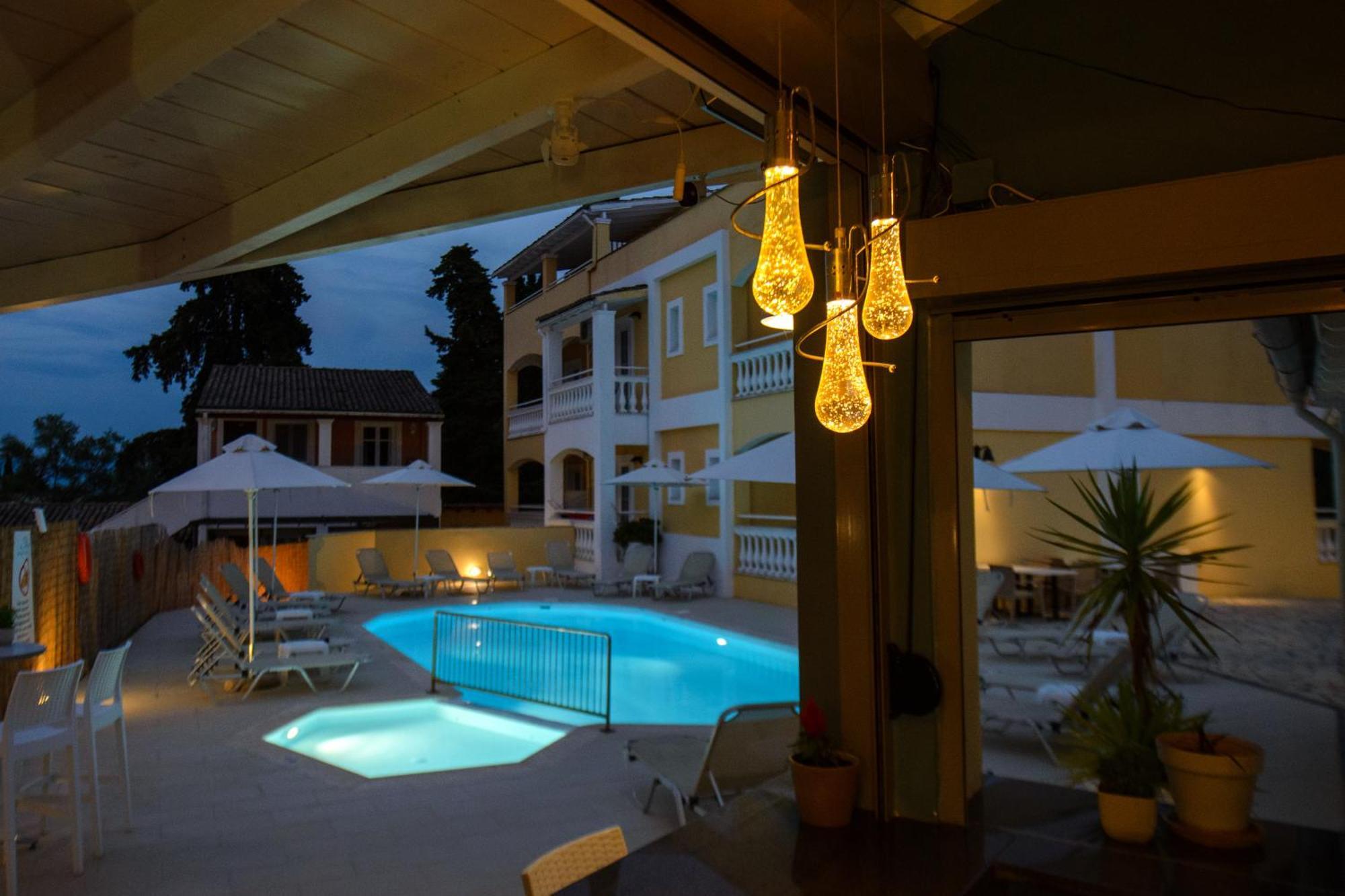 Saint Spiridon Hotel Kassiopi Luaran gambar