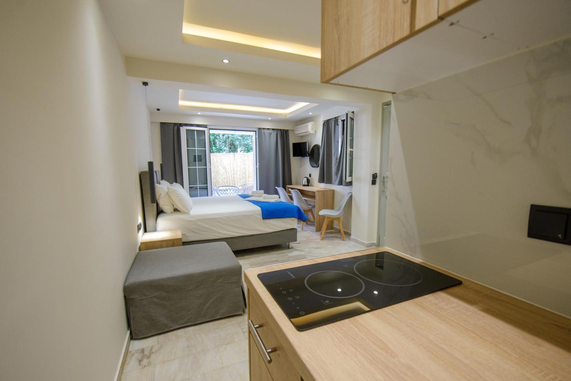 Saint Spiridon Hotel Kassiopi Luaran gambar